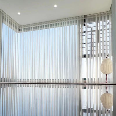 89mm Kumaş Karartma Perdesi Jaluzi Otel Hastanesi İçin Polyester Malzeme