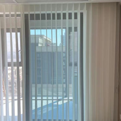 Oteller İçin Ayarlanabilir Esnek Dikey Panjur Perdeleri Işık İleten