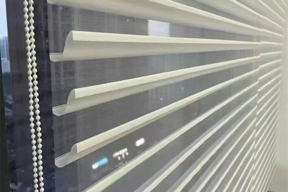 Yumuşak Işık Shangri La Elektrik Motorlu Panjur İki Kat İplik ile Karartma