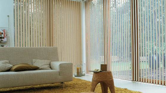 Dekorasyon Nordic Dikey Perdeler Akıllı Pencere Panjurları Elektrikli Balkon Yarım Karartma